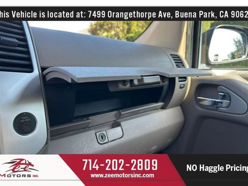 Used 2009 Nissan Frontier SE w/ SE Value Truck Pkg RWD image 32