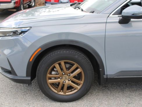 Used 2024 Honda CR-V LX image 7