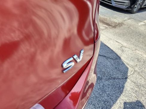 Used 2016 Nissan Rogue SV FWD image 7