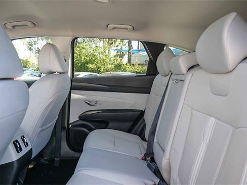 New 2026 Hyundai Tucson SEL image 19