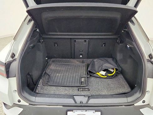 Used 2022 Volkswagen ID.4 Pro S image 18