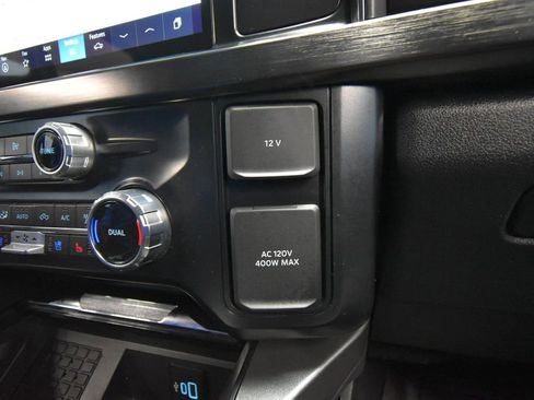 Used 2023 Ford F250 Lariat w/ Tremor Off-Road Package image 21