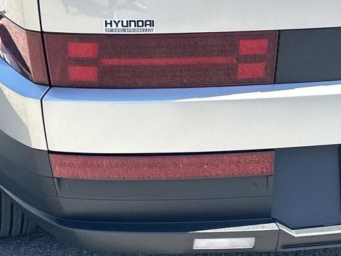 Used 2025 Hyundai Santa Fe SEL AWD/4WD image 12