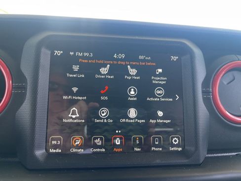 Used 2022 Jeep Wrangler Unlimited Sahara w/ Cold Weather Group AWD/4WD image 15
