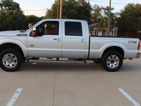 Used 2012 Ford F250 Lariat w/ Lariat Ultimate Pkg image 10