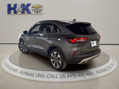 Used 2025 Ford Escape Platinum AWD/4WD image 6