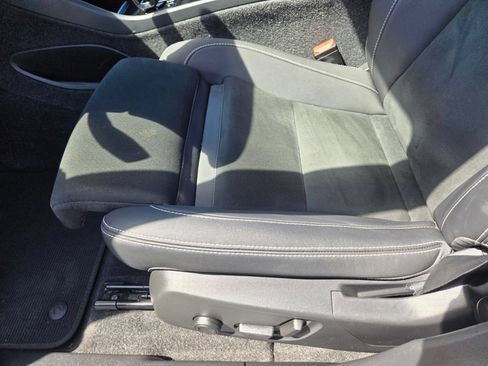 Certified 2023 Volvo C40 P8 Recharge Plus w/ Protection Package Premier AWD/4WD image 14