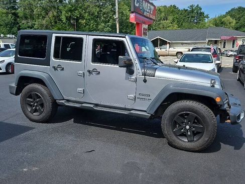 Used 2014 Jeep Wrangler Unlimited Sport w/ Quick Order Package 24S AWD/4WD image 2
