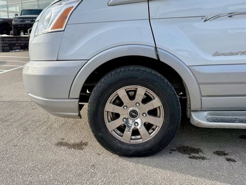 Used 2017 Ford Transit 150 148 Low Roof w/ Exterior Upgrade Package image 34