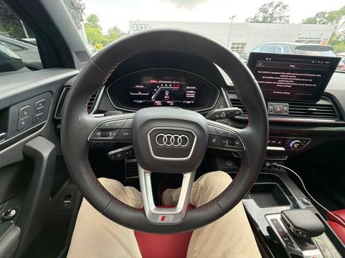 Used 2024 Audi SQ5 Prestige w/ Prestige Package AWD/4WD image 12