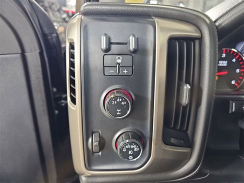 Used 2015 GMC Sierra 2500 Denali image 32