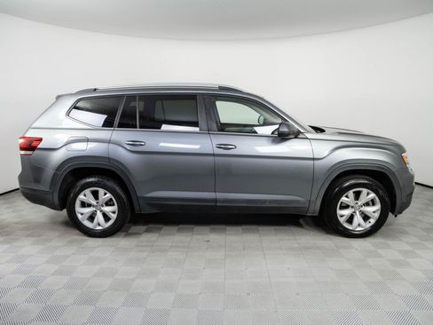 Used 2018 Volkswagen Atlas SE FWD image 24