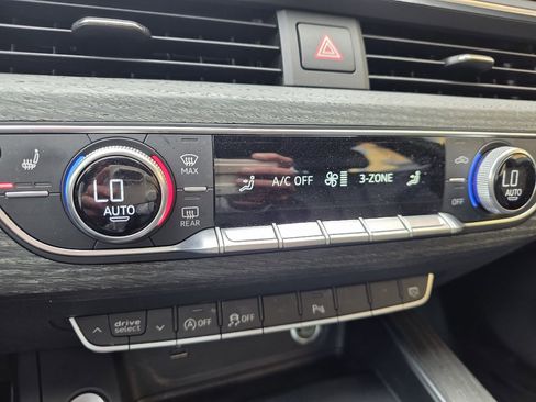 Used 2018 Audi A4 2.0T Ultra Premium Plus w/ Premium Plus Package image 40