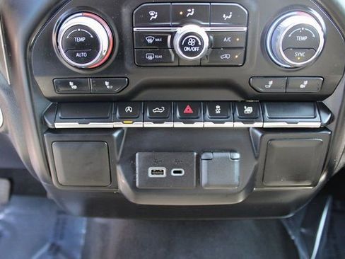 Used 2021 Chevrolet Silverado 1500 LT image 15