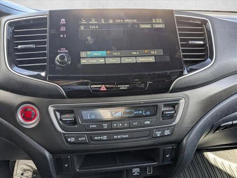 Used 2023 Honda Passport TrailSport image 14