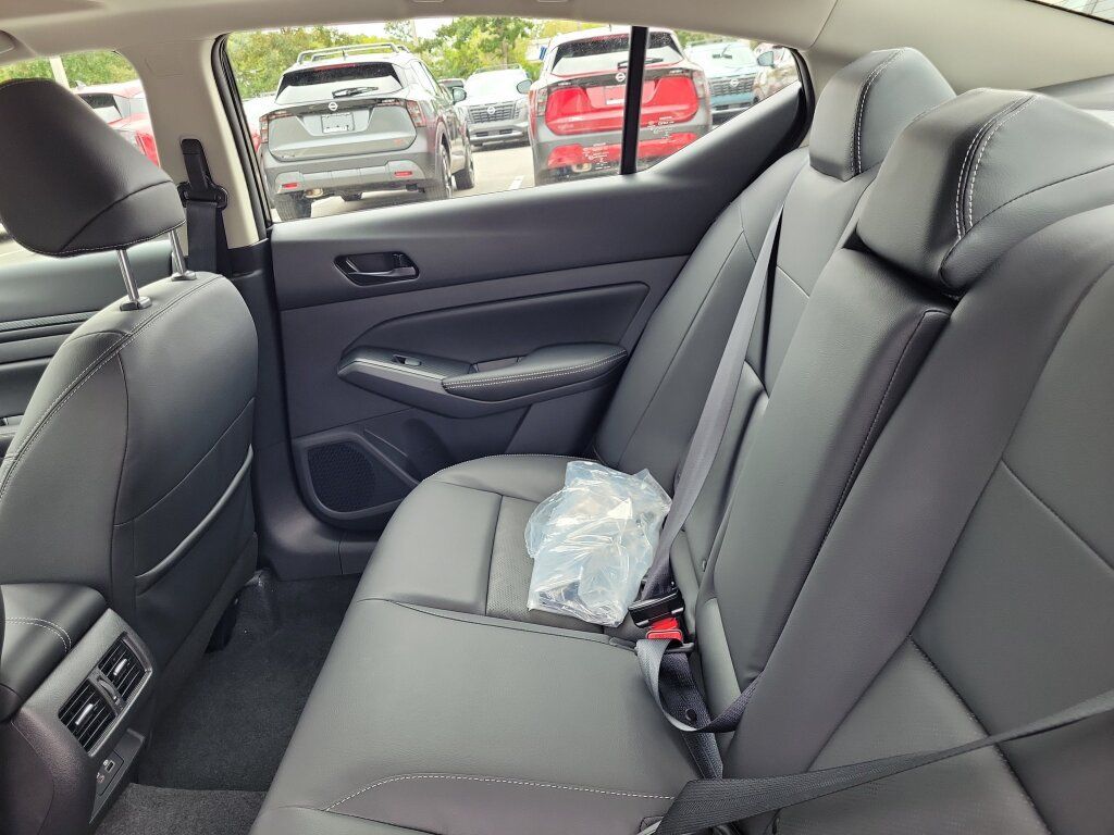 New 2026 Nissan Altima 2.5 SV FWD image 11