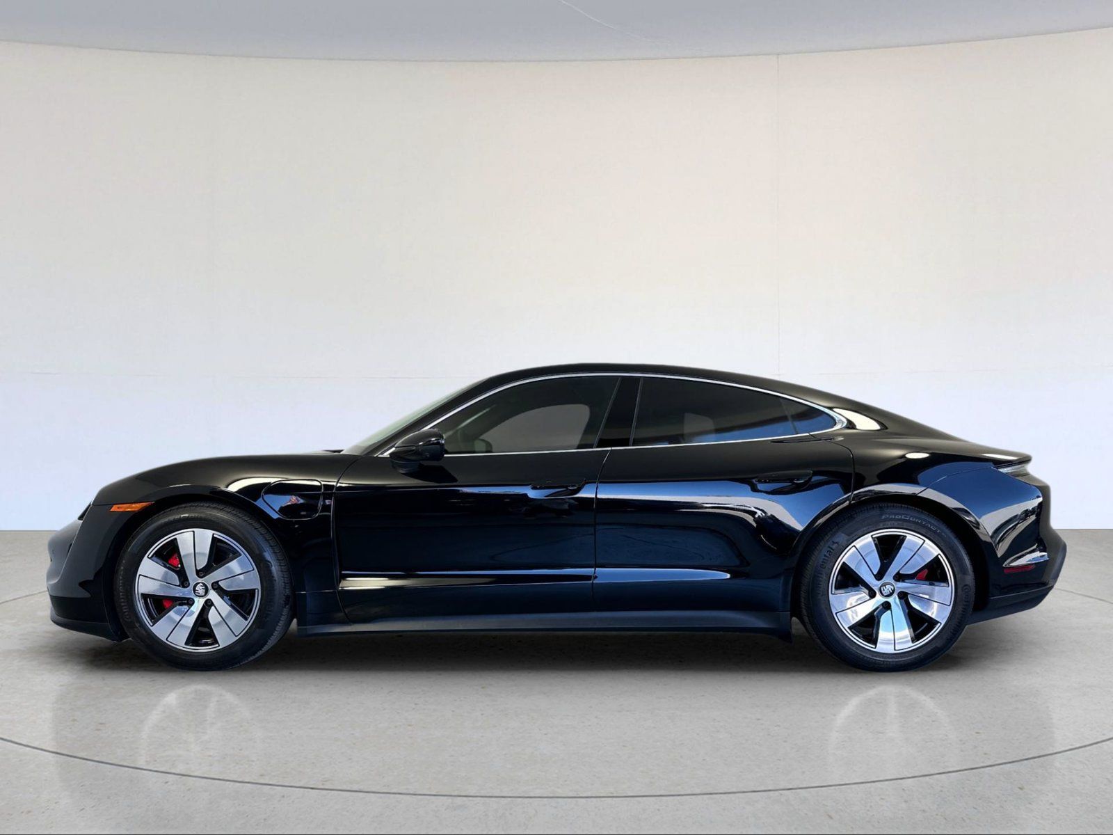 Certified 2023 Porsche Taycan 4S AWD/4WD image 2
