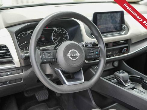 Used 2023 Nissan Rogue SV FWD image 15