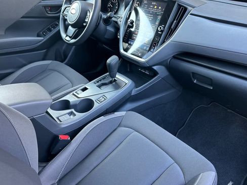 Used 2025 Subaru Crosstrek 2.0i Premium image 15