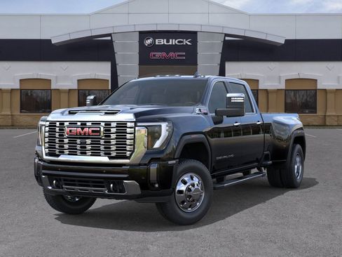 New 2026 GMC Sierra 3500 Denali w/ Denali Reserve Package image 6