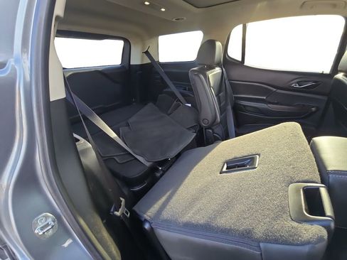 Used 2021 GMC Acadia Denali w/ Denali Ultimate Package image 19