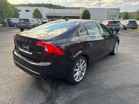 Used 2017 Volvo S60 T5 Inscription Platinum w/ Climate Package AWD/4WD image 5