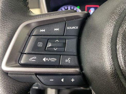 Certified 2025 Subaru Outback Limited AWD/4WD image 25
