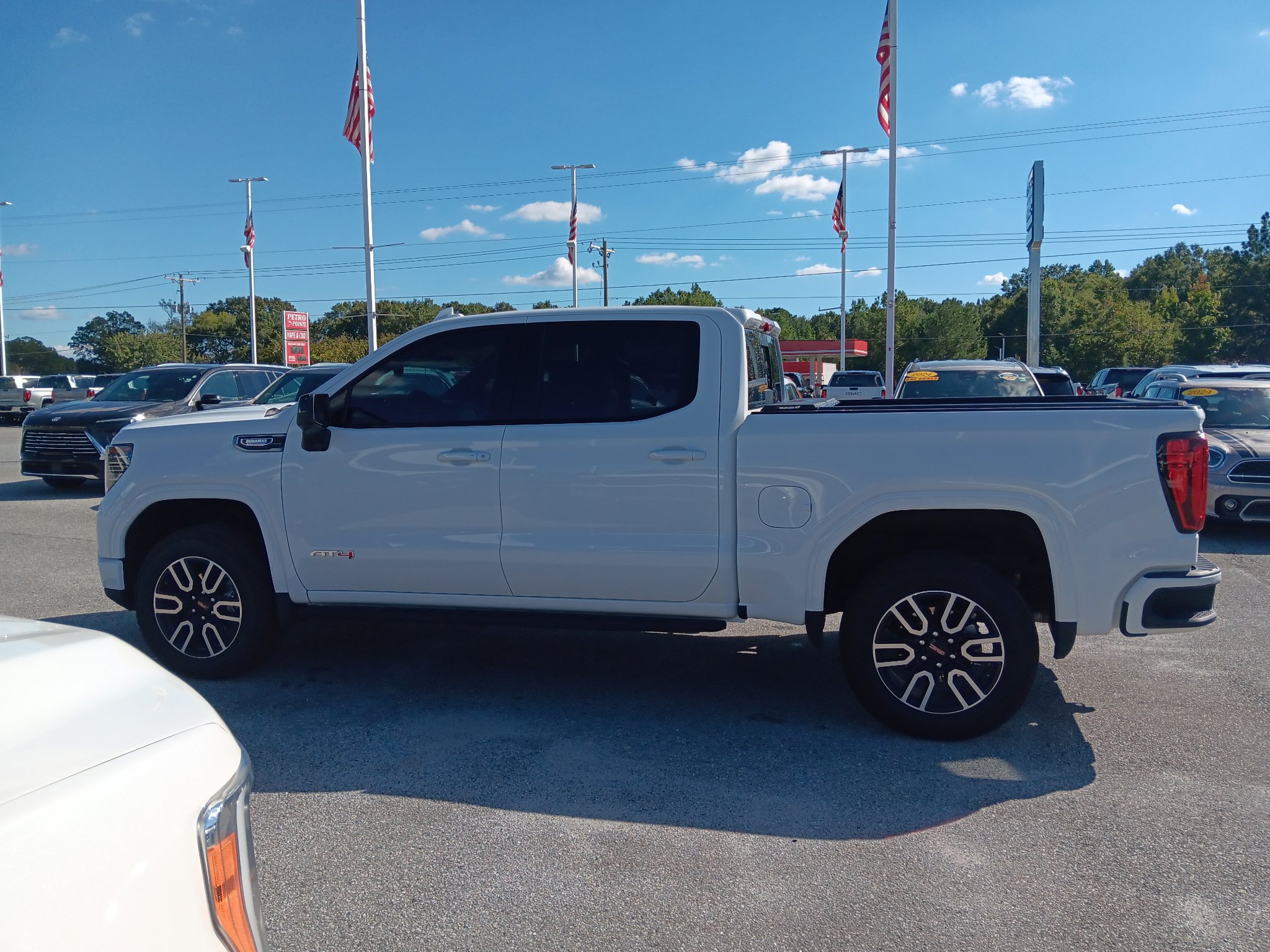 Used 2026 GMC Sierra 1500 AT4 w/ AT4 Premium Package AWD/4WD image 3