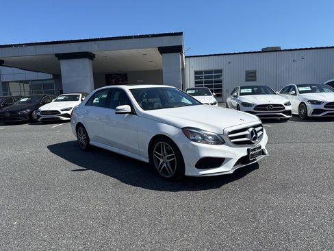 Certified 2016 Mercedes-Benz E 350 4MATIC Sedan image 3