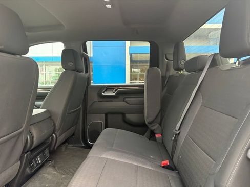 Used 2024 Chevrolet Silverado 2500 LT AWD/4WD image 10