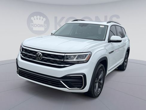 Used 2021 Volkswagen Atlas SE image 1