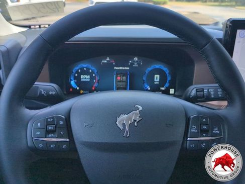 New 2025 Ford Bronco Sport Outer Banks w/ Outer Banks Tech Package+ AWD/4WD image 32