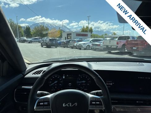 Used 2024 Kia Telluride SX Prestige AWD/4WD image 24