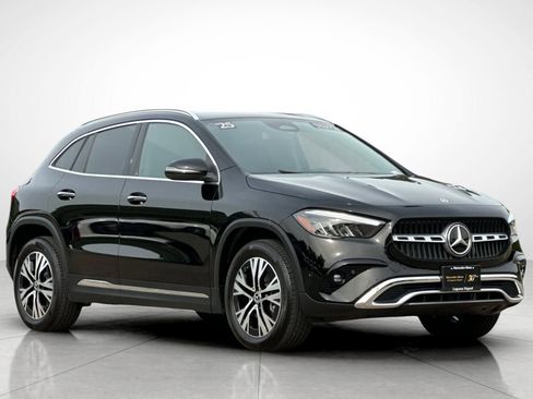 Certified 2025 Mercedes-Benz GLA 250 image 18
