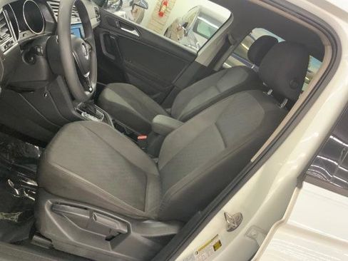 Used 2019 Volkswagen Tiguan S FWD image 10