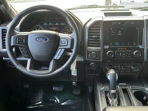 Used 2017 Ford F150 XLT w/ Equipment Group 302A Luxury AWD/4WD image 4