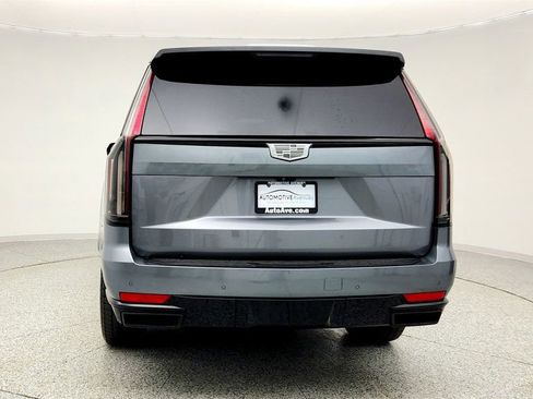 Used 2021 Cadillac Escalade Sport w/ Driver Assist Tech Package image 6