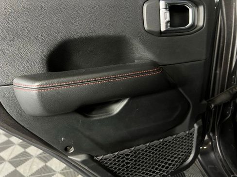 Used 2021 Jeep Gladiator Rubicon image 28