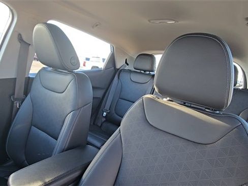 Used 2023 Chevrolet Bolt LT image 14