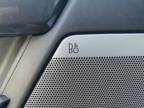 Used 2022 Ford F150 XLT w/ Equipment Group 302A High image 19