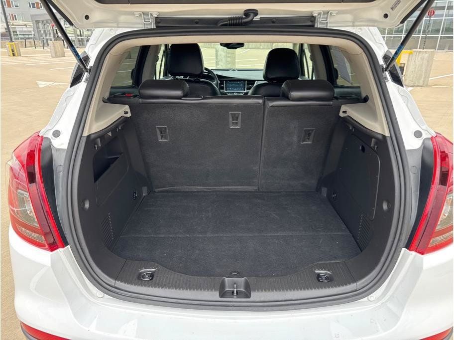 Used 2019 Buick Encore Essence AWD/4WD image 11