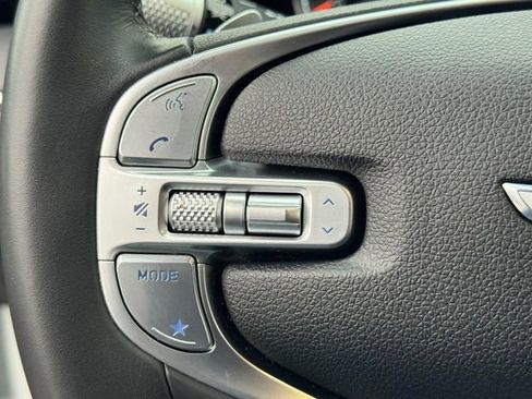 Used 2025 Genesis GV70 2.5T image 18