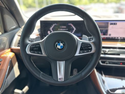 Used 2026 BMW X5 sDrive40i w/ M Sport Package RWD image 26