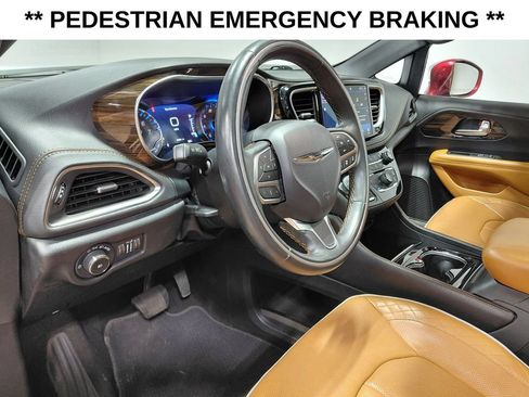 Certified 2021 Chrysler Pacifica Pinnacle AWD/4WD image 20