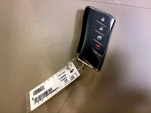 Used 2019 Lexus LS 500 AWD image 12