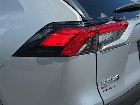 Used 2025 Toyota RAV4 XLE w/ Convenience Package FWD image 34