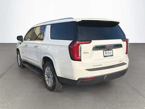 Used 2024 GMC Yukon XL SLT AWD/4WD image 6