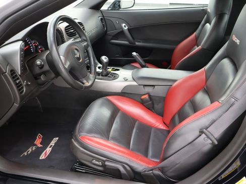 Used 2007 Chevrolet Corvette Z06 w/ Preferred Equipment Group RWD image 7