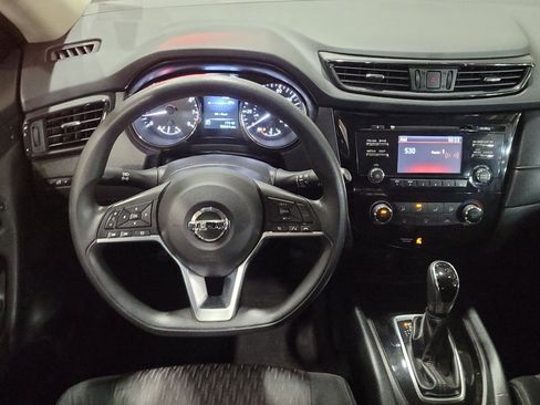 Used 2017 Nissan Rogue S image 22