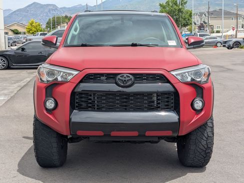 Used 2019 Toyota 4Runner SR5 Premium w/ Wilderness Package AWD/4WD image 11